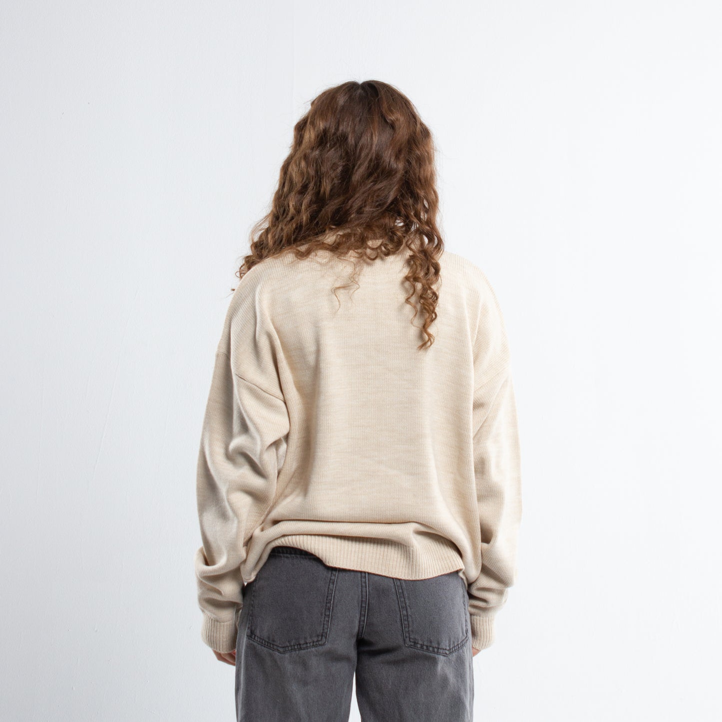 GREAZE BEIGE KNIT SWEATER